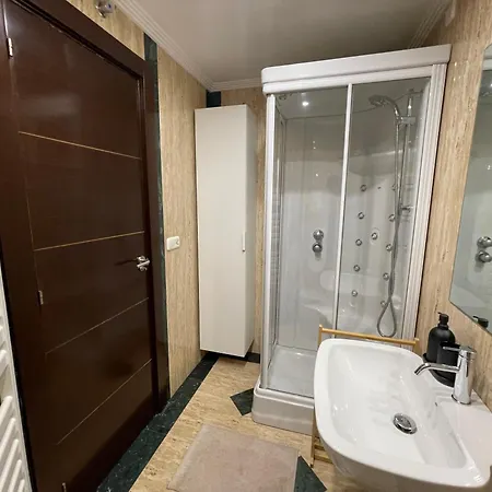 Atuaire Vivienda A Luminosa Con Parking En Pleno Centro De La Ciudad Apartment Burgos