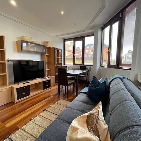 Atuaire Luz De I Centro Con Parking Incluido דירה *